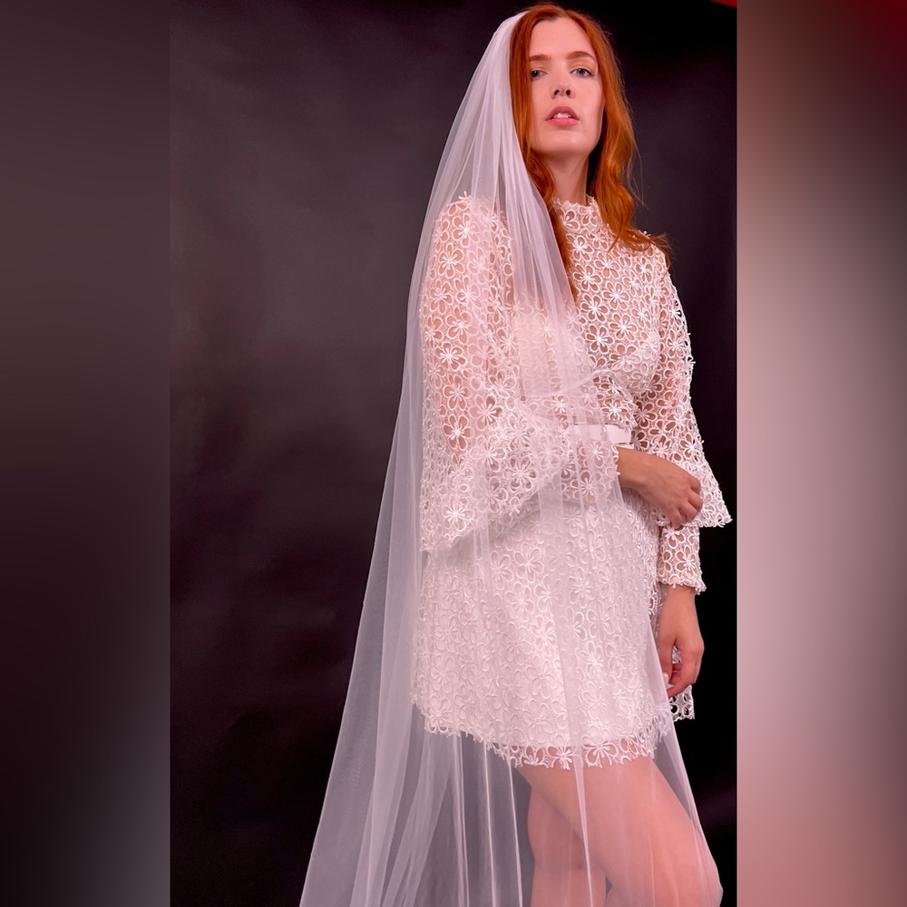 Vintage inspired White Lace mini Bridal Dress